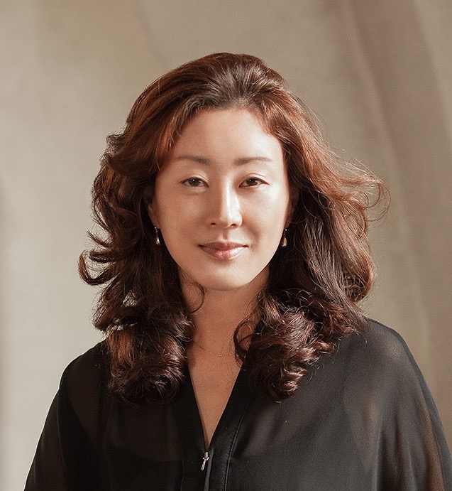 Kyung Hee Kim Large